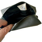 NECESSÄR VATTENTÄT E-BRIDGE SVART